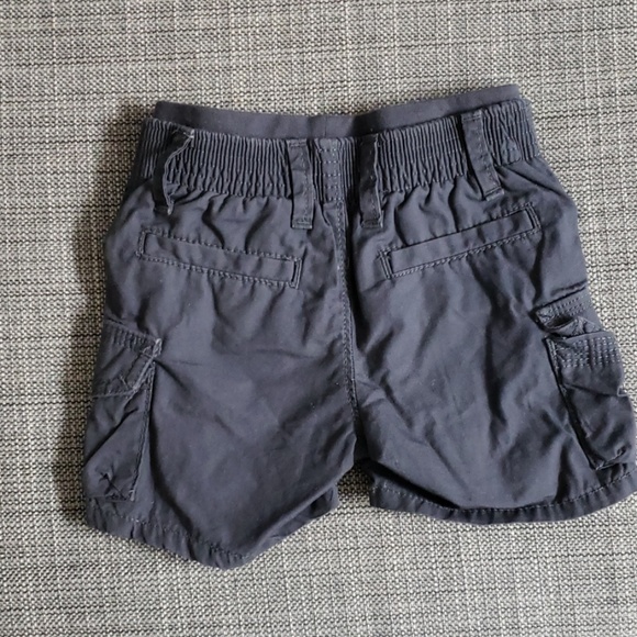Baby Gap Cargo Short - Picture 2 of 4